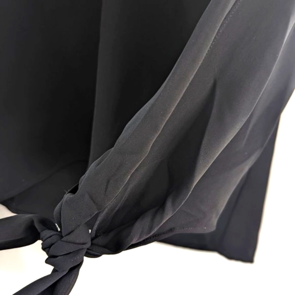 Forever 21 Contemporary black tie cuff blouse  Size XS - Picture 2 of 3